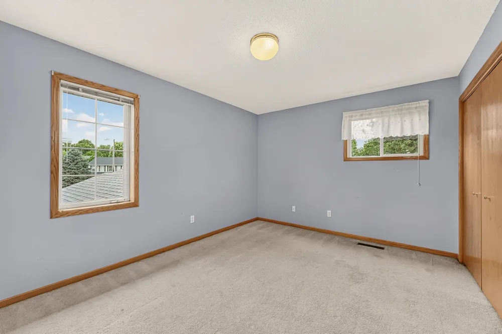 931 Pine Court NE Pine Island, MN 55963