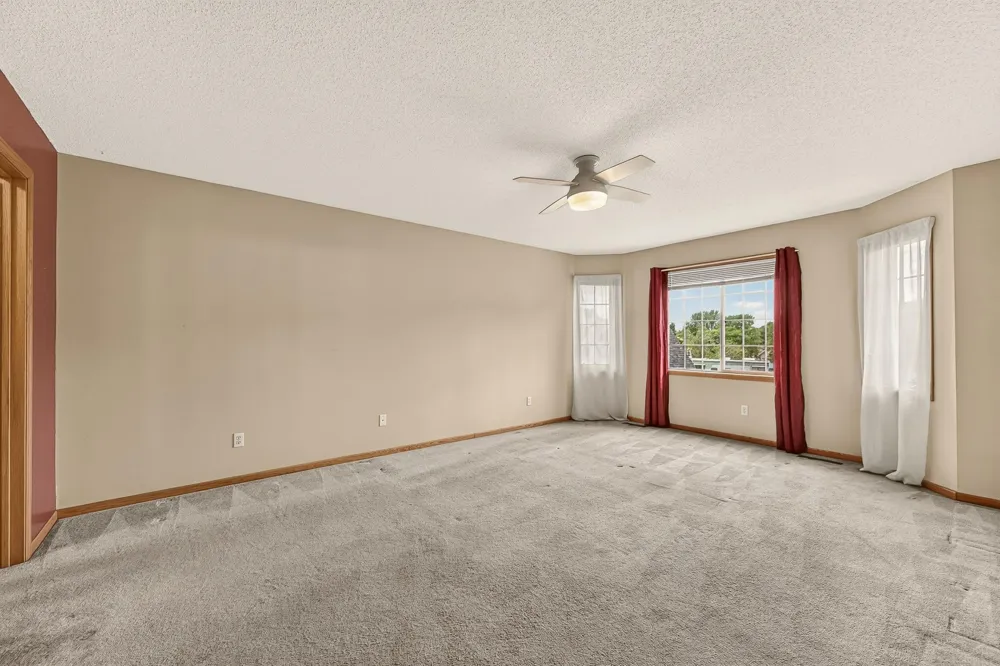 931 Pine Court NE Pine Island, MN 55963