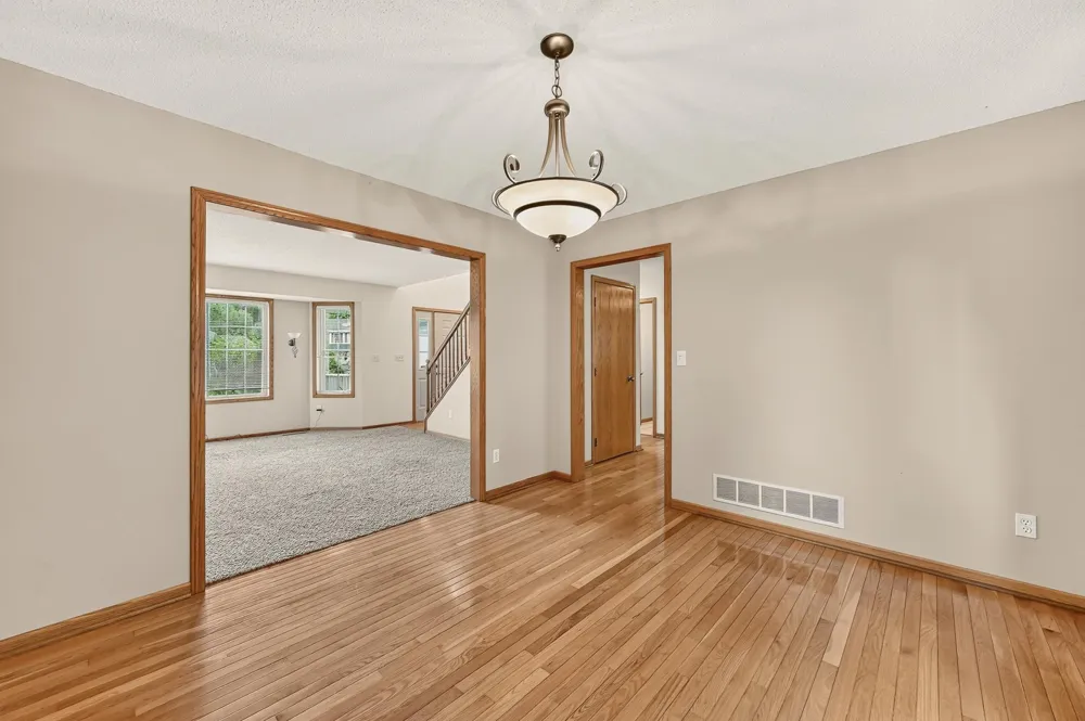 931 Pine Court NE Pine Island, MN 55963