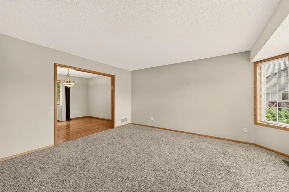 931 Pine Court NE Pine Island, MN 55963