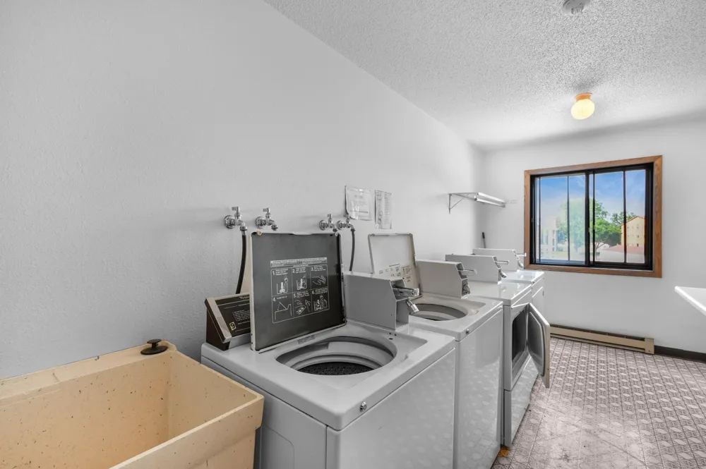 321 Prairiewood Circle S #304 Fargo, ND 58103