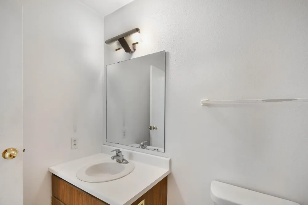 321 Prairiewood Circle S #304 Fargo, ND 58103
