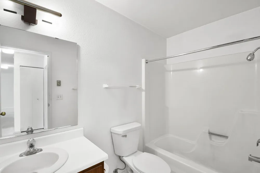321 Prairiewood Circle S #304 Fargo, ND 58103