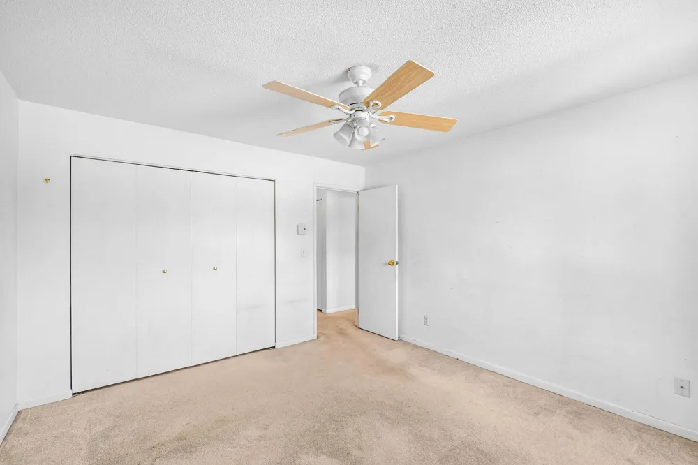 321 Prairiewood Circle S #304 Fargo, ND 58103