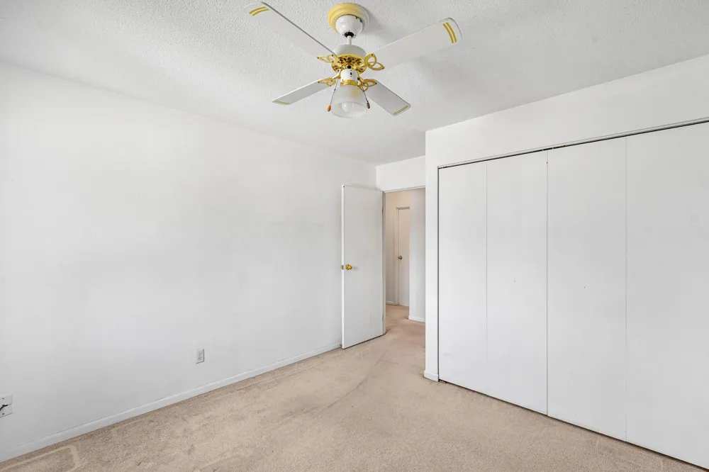 321 Prairiewood Circle S #304 Fargo, ND 58103