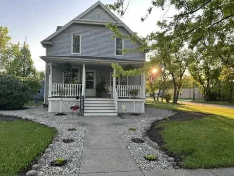 429 8th Street