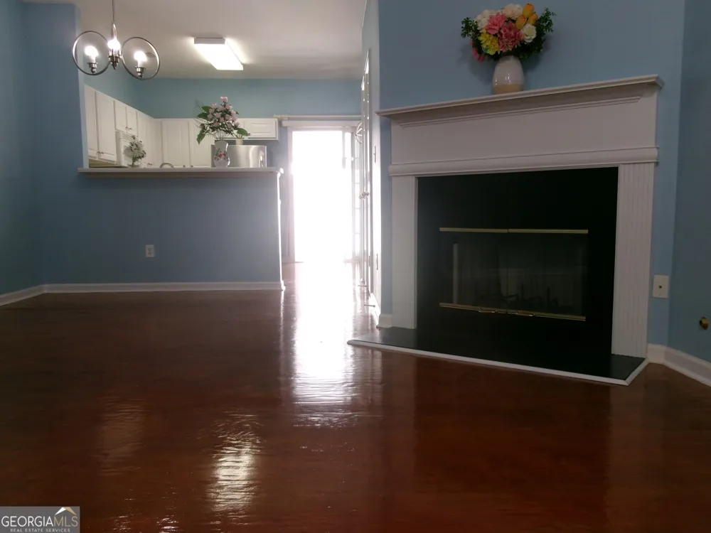1620 Cove Creek CIR Norcross, GA 30093