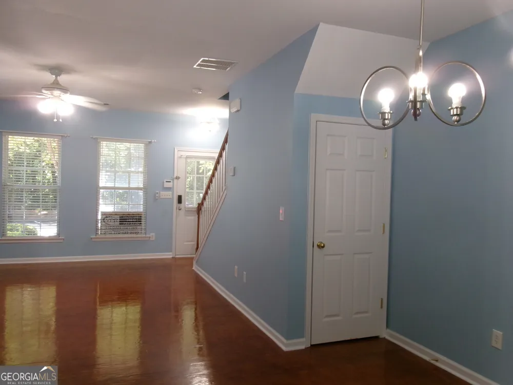 1620 Cove Creek CIR Norcross, GA 30093