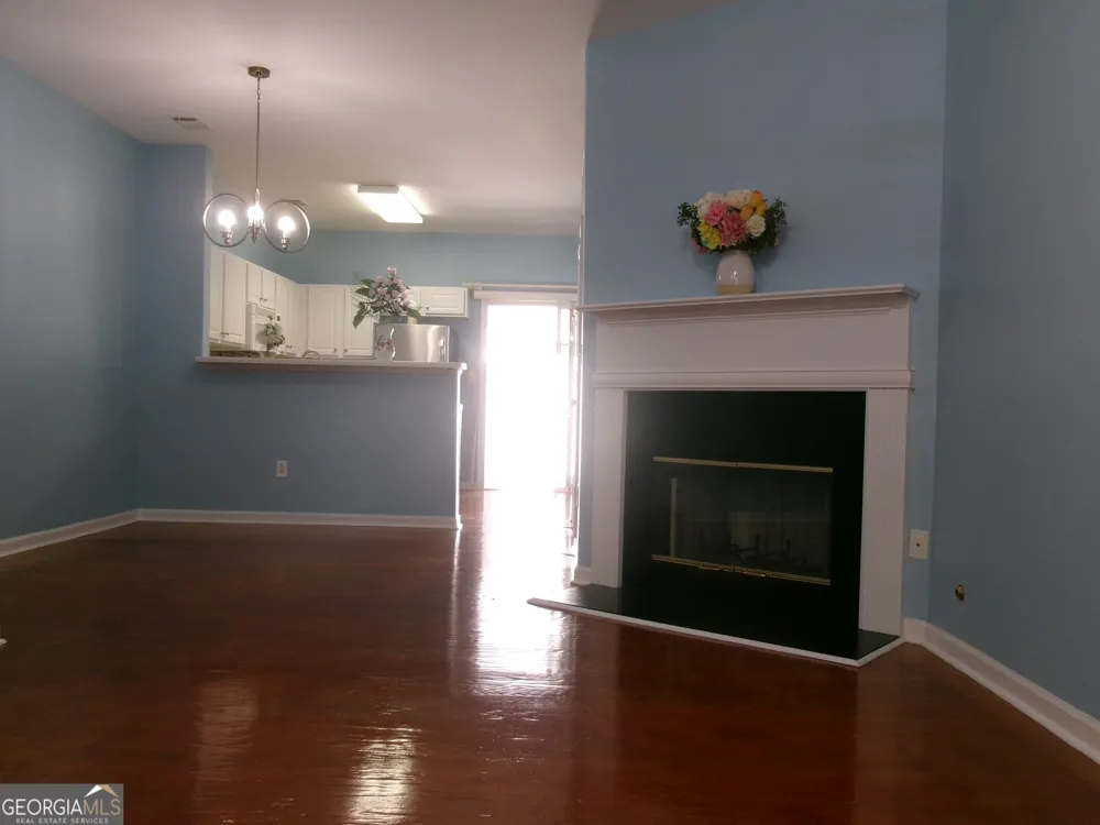 1620 Cove Creek CIR Norcross, GA 30093
