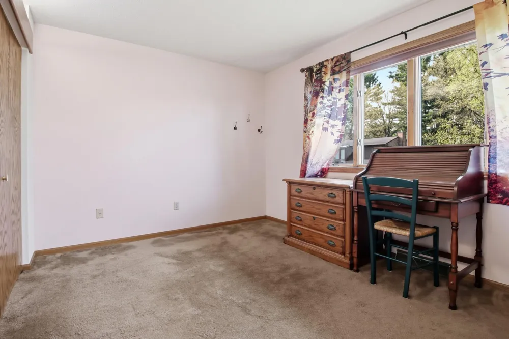 2932 Plum Tree Circle Menomonie, WI 54751