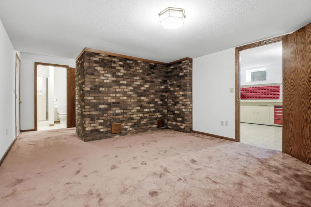 2932 Plum Tree Circle Menomonie, WI 54751