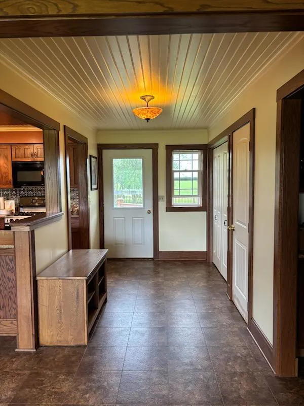 2617 State Highway 175 Hallock, MN 56728