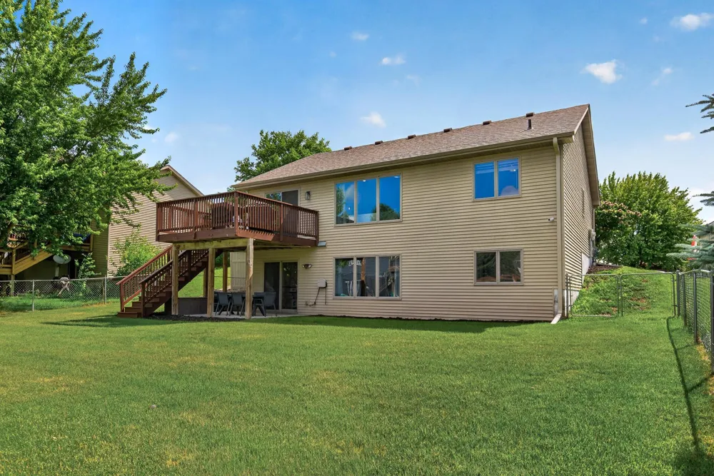 515 10th Avenue NE Lonsdale, MN 55046