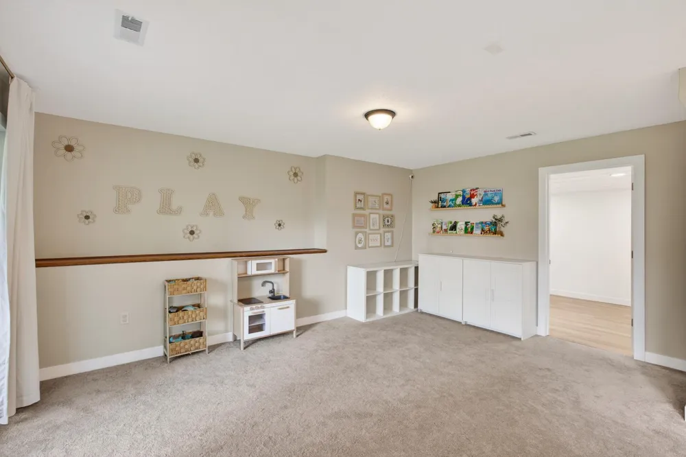 515 10th Avenue NE Lonsdale, MN 55046
