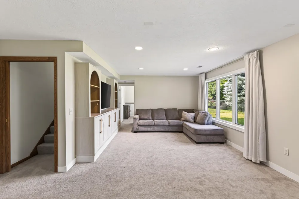 515 10th Avenue NE Lonsdale, MN 55046