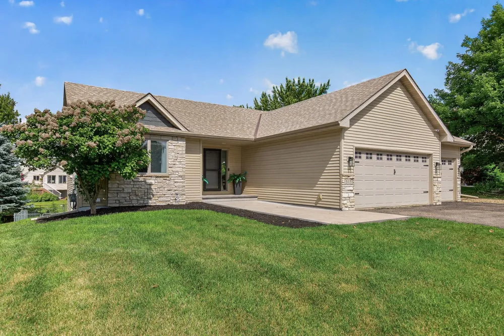 515 10th Avenue NE Lonsdale, MN 55046