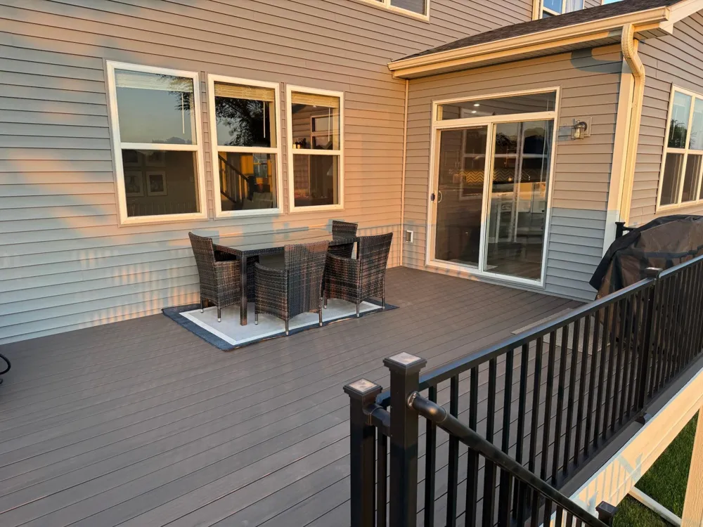 1562 Edgebrook Lane Carver, MN 55315