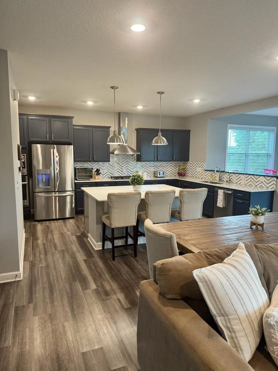 1562 Edgebrook Lane Carver, MN 55315