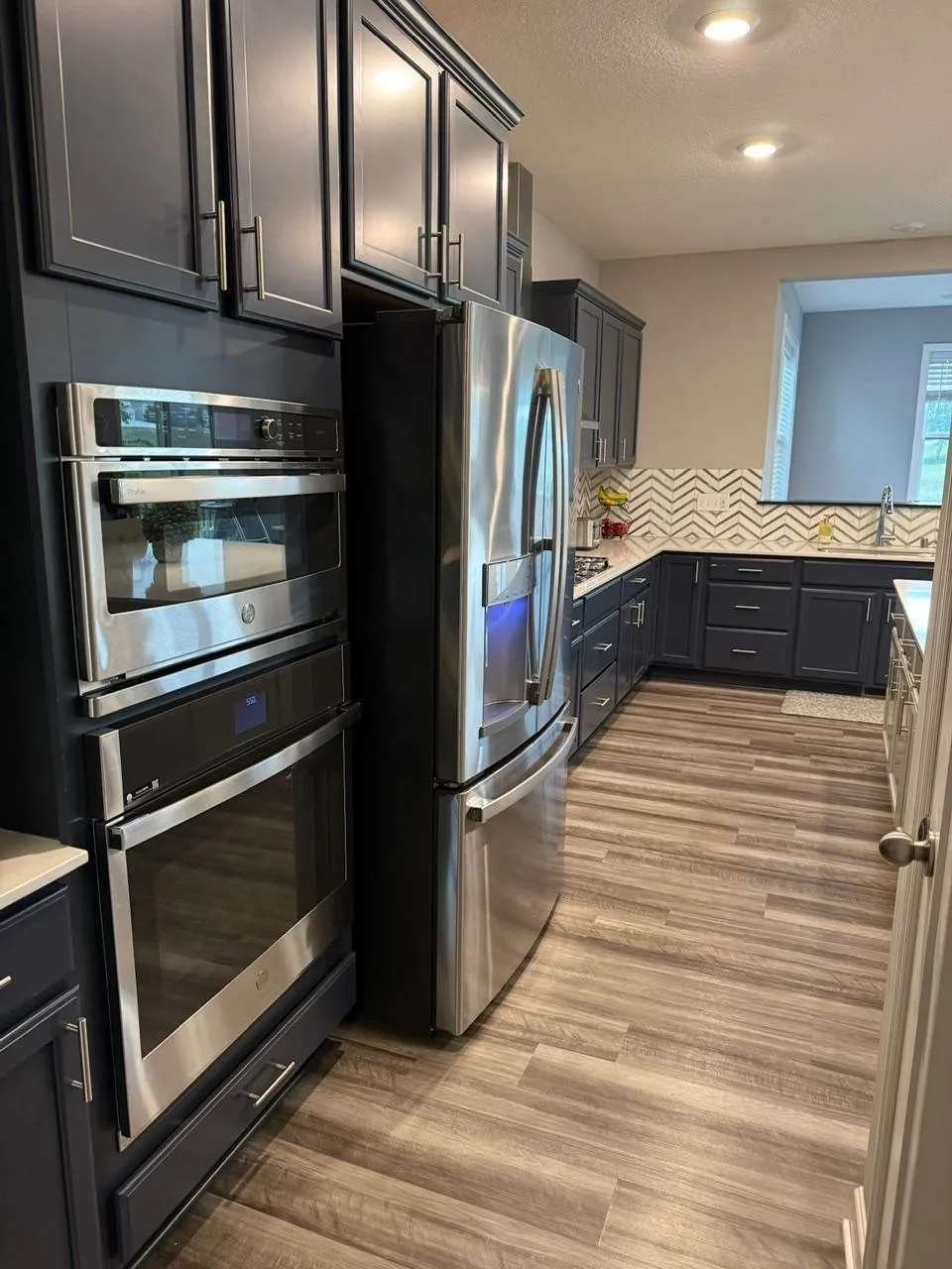 1562 Edgebrook Lane Carver, MN 55315