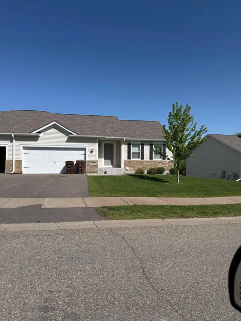 1027 White Tail Lane