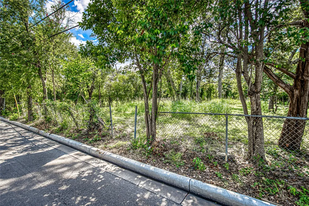 722 S Lbj Drive San Marcos, TX 78666