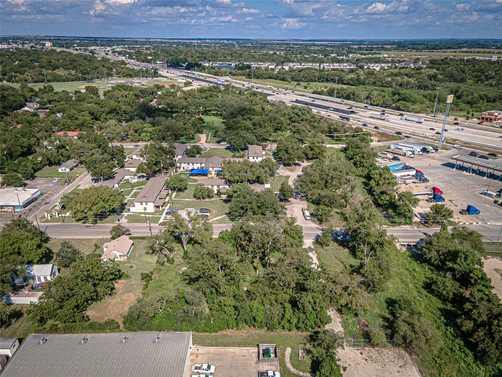 722 S Lbj Drive San Marcos, TX 78666