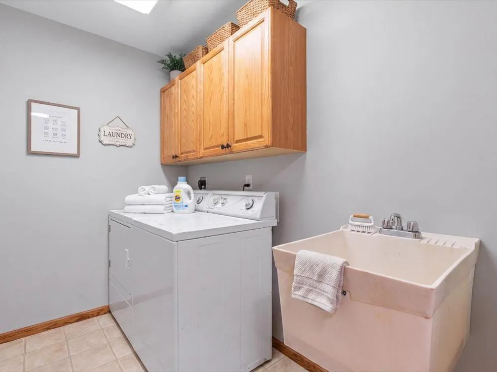 37215 Pine Cone Drive Menahga, MN 56464