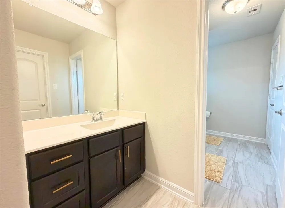 244 Upland Drive Waller, TX 77484