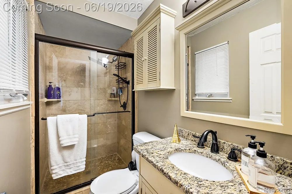 11387 Mart Road Green Oak Township, MI 48189