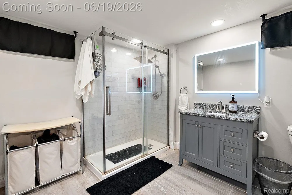 11387 Mart Road Green Oak Township, MI 48189