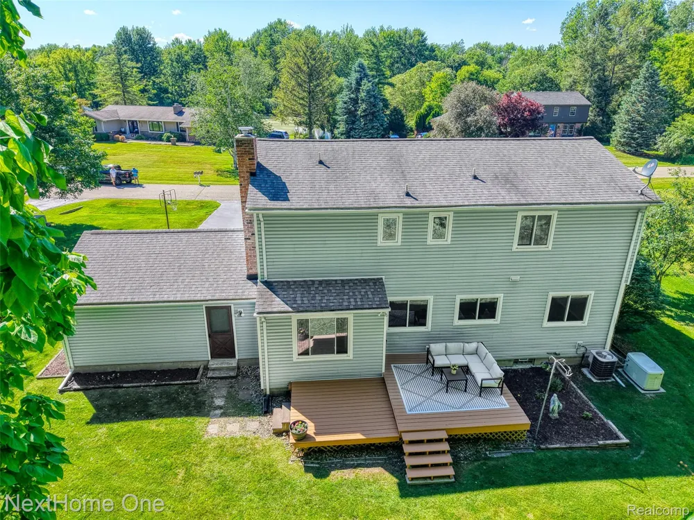 6448 Grand Circle Drive Genoa Township, MI 48116