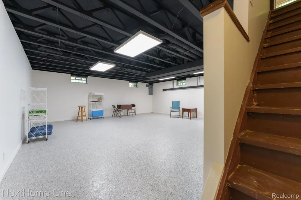 6448 Grand Circle Drive Genoa Township, MI 48116