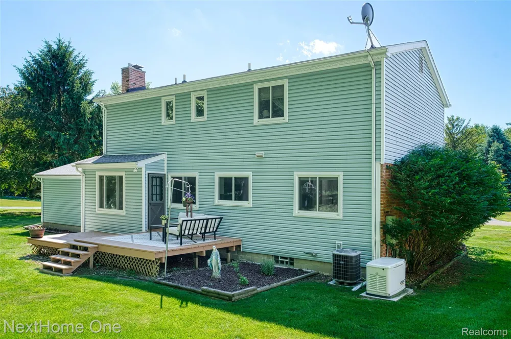 6448 Grand Circle Drive Genoa Township, MI 48116