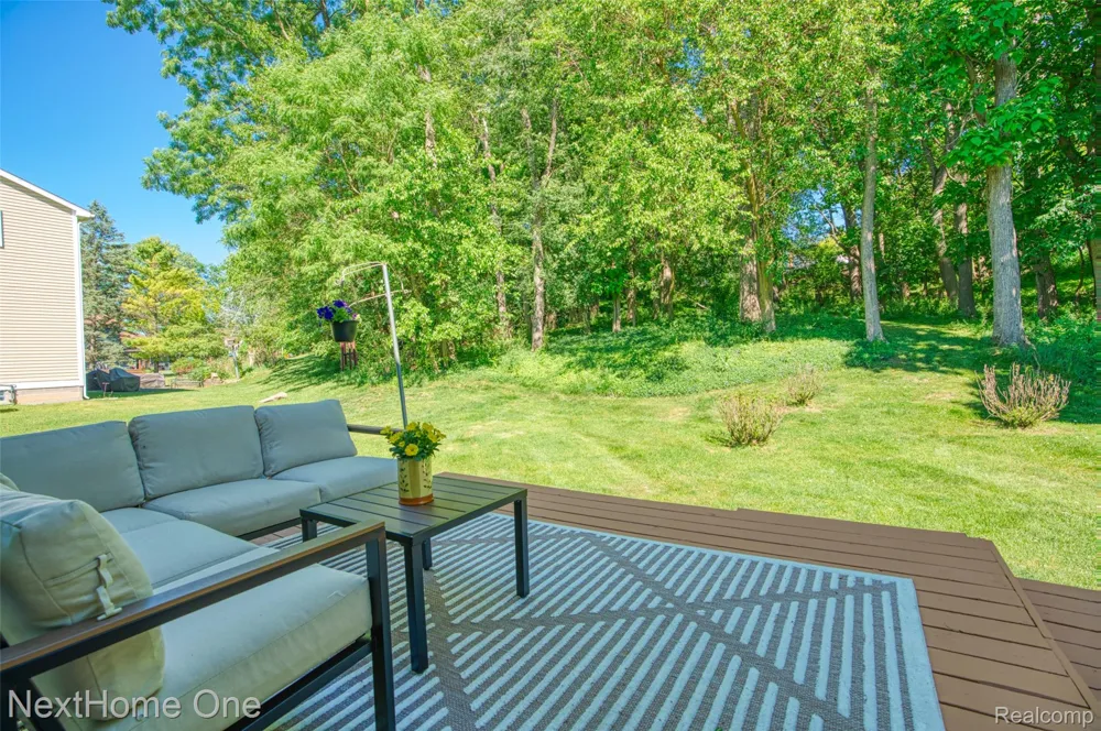 6448 Grand Circle Drive Genoa Township, MI 48116