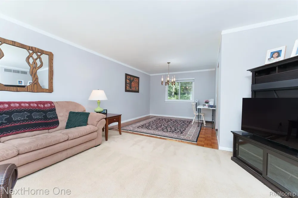 6448 Grand Circle Drive Genoa Township, MI 48116