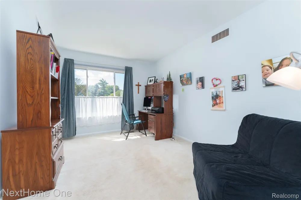 6448 Grand Circle Drive Genoa Township, MI 48116