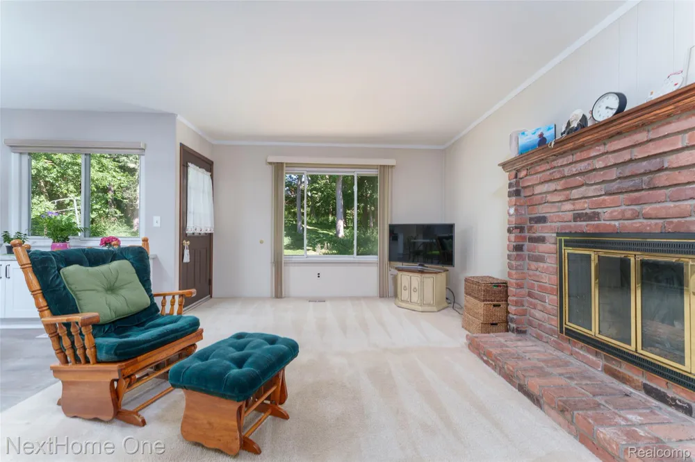 6448 Grand Circle Drive Genoa Township, MI 48116