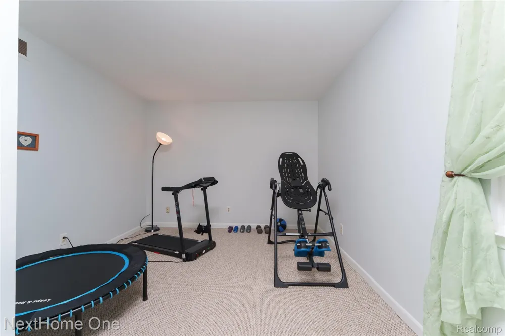 6448 Grand Circle Drive Genoa Township, MI 48116