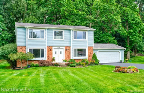 6448 Grand Circle Drive