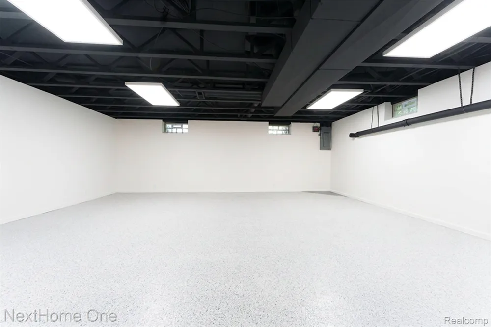 6448 Grand Circle Drive Genoa Township, MI 48116