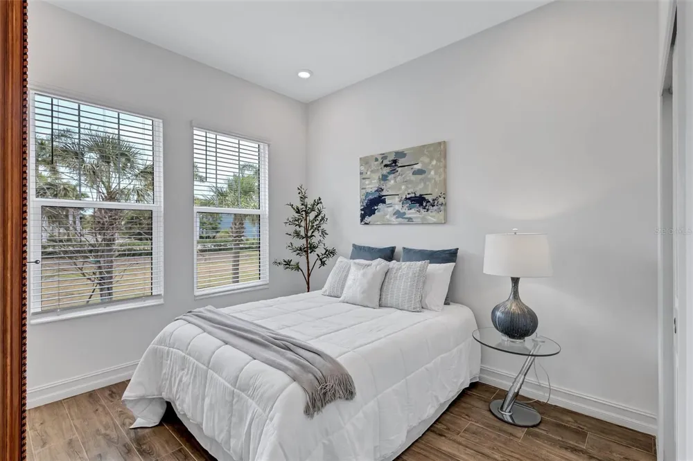 3027 BERMUDA SLOOP CIRCLE Ruskin, FL 33570