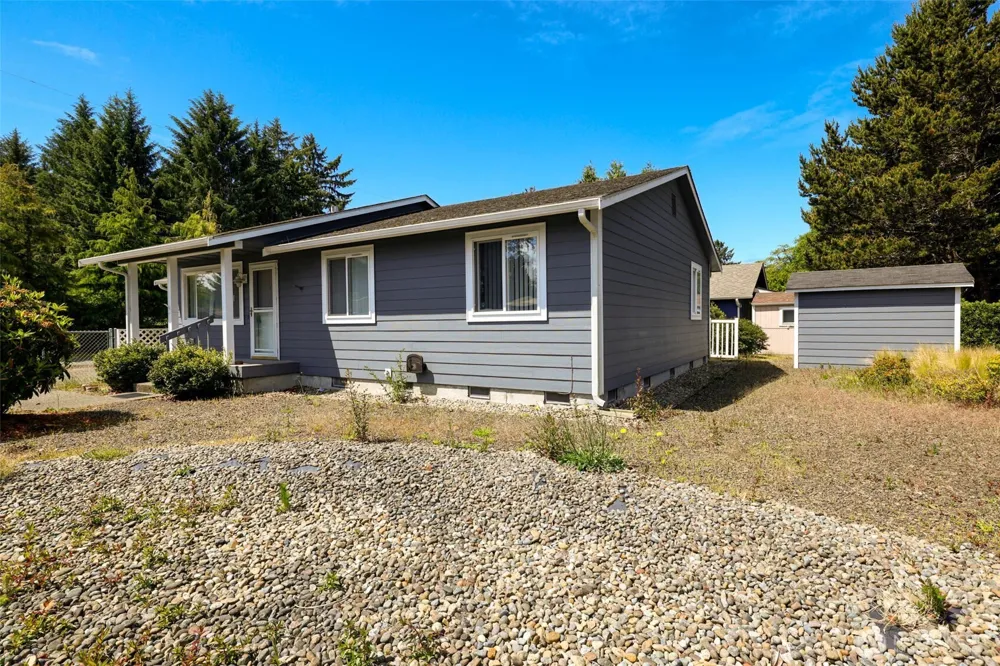731 S Broadway Street Westport, WA 98595