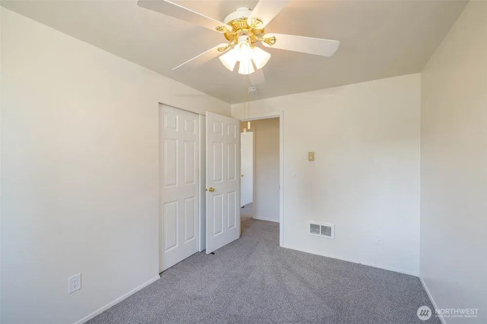 731 S Broadway Street Westport, WA 98595