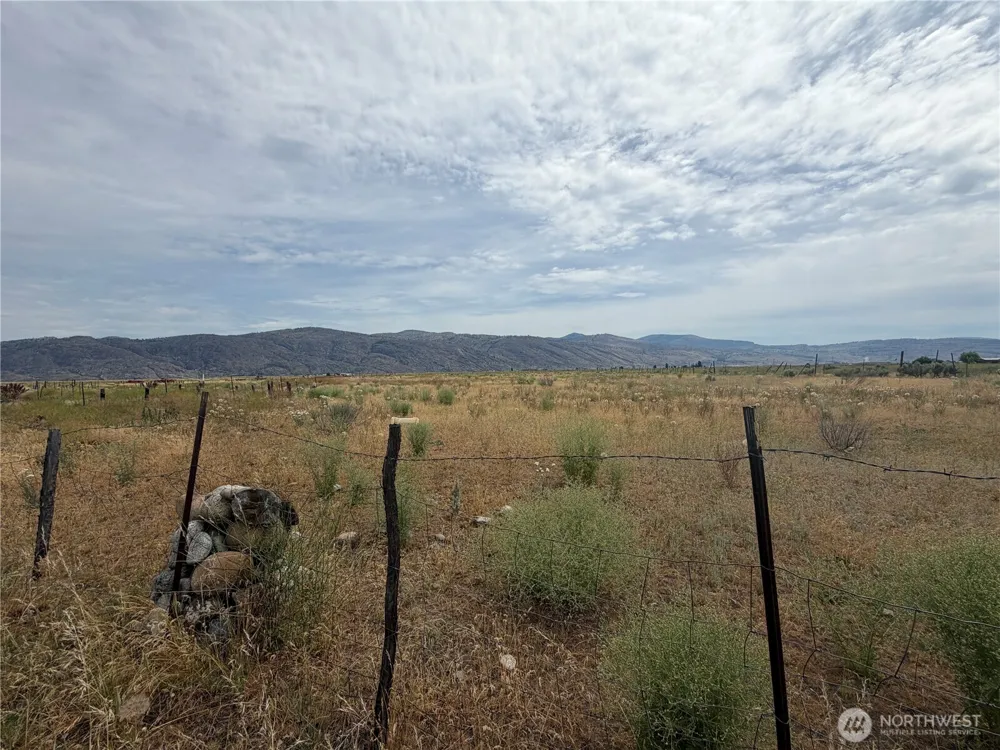 152 Green Acres Road Riverside, WA 98841