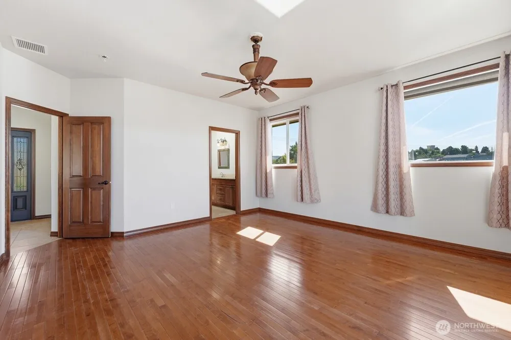 22 Washington Street Manson, WA 98831