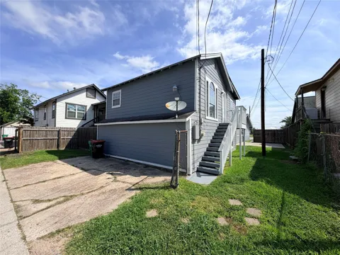2809 Market Street #B