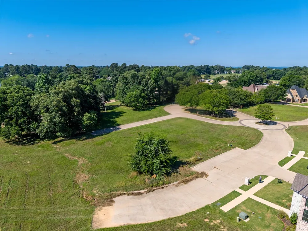 105 Winding Oaks Drive Bullard, TX 75757