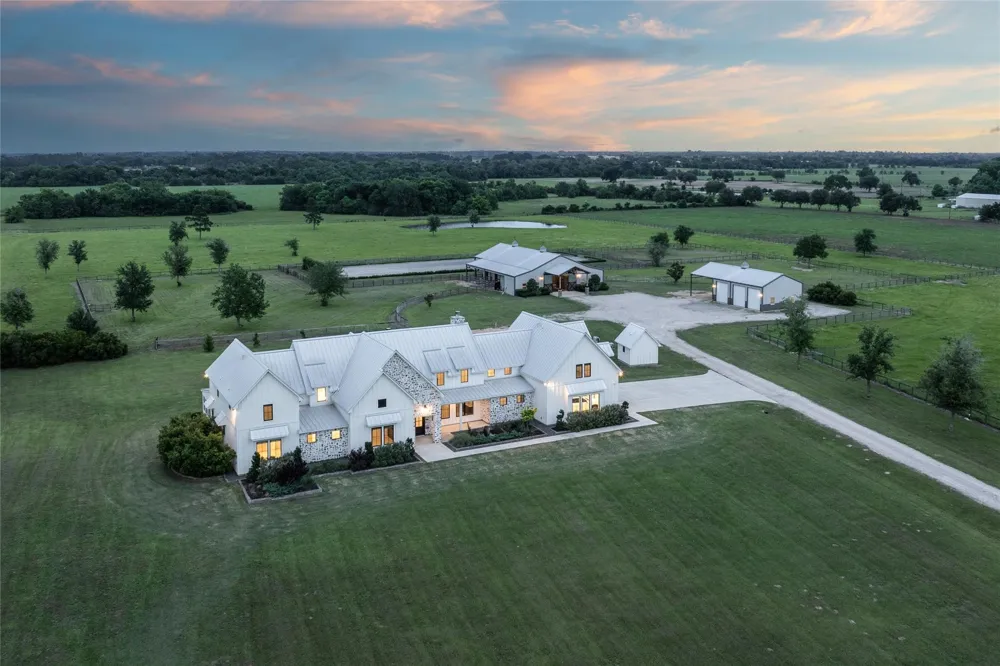 24118 Margerstadt Road Hockley, TX 77447
