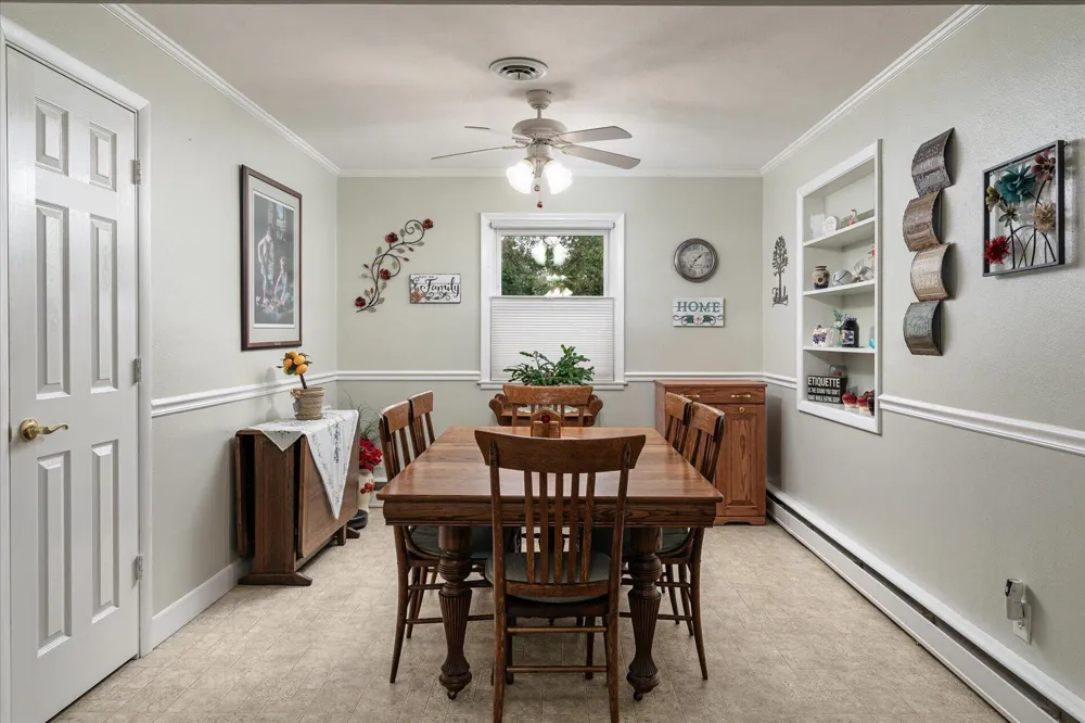 1003 S Elm Street La Crescent, MN 55947
