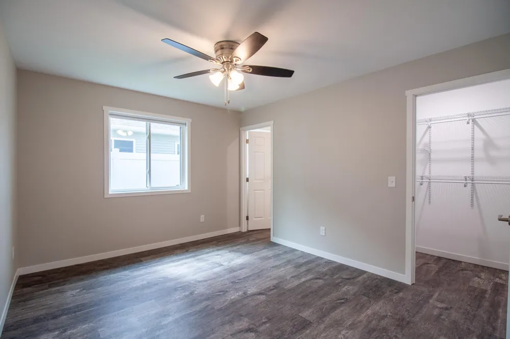 528 E St Charles Avenue Fergus Falls, MN 56537